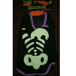 New M Dog Glow in The Dark Sweatshirt Halloween